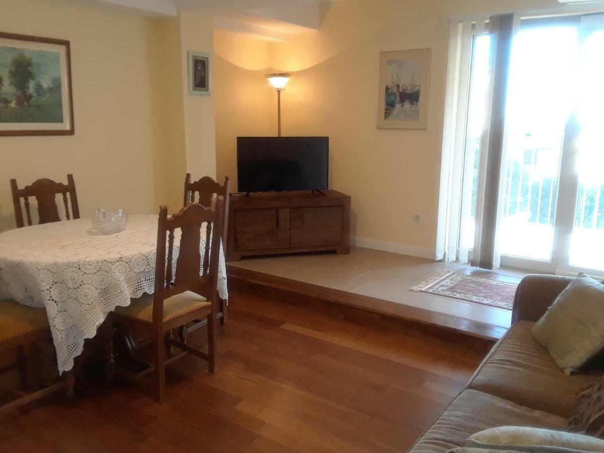 Water View Brand New Apartment, Short Stroll To Beach, Peaceful! Košljun Extérieur photo