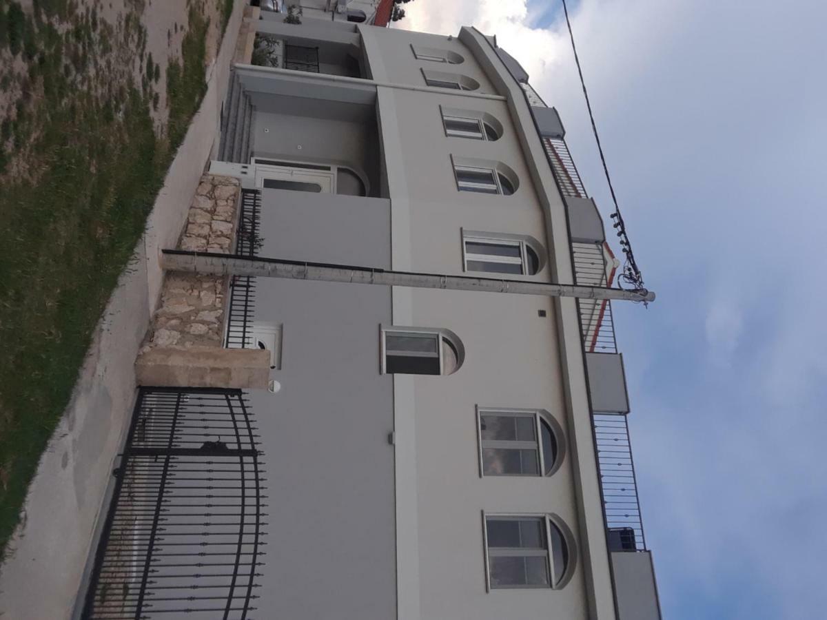 Water View Brand New Apartment, Short Stroll To Beach, Peaceful! Košljun Extérieur photo