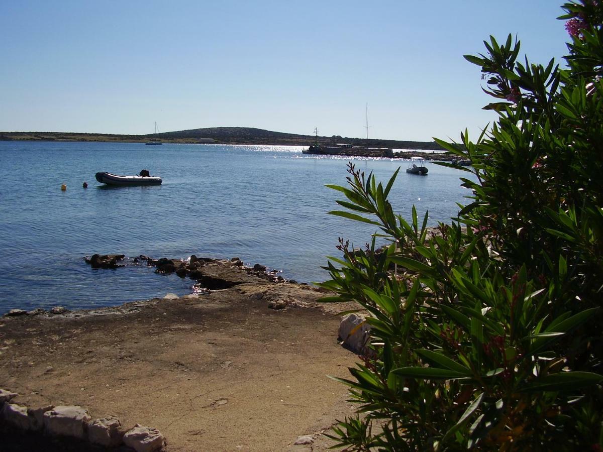 Water View Brand New Apartment, Short Stroll To Beach, Peaceful! Košljun Extérieur photo